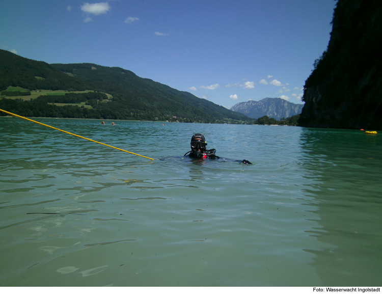 Tauchergruppe der Ingolstädter Wasserwacht im Dauereinsatz