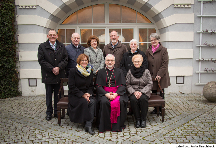 Erstmals Frauen bei Fußwaschung im Eichstätter Dom