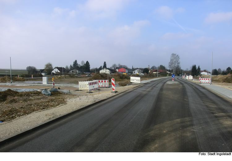 Straßenbauarbeiten in Pettenhofen