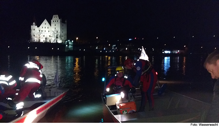 Mann fällt in Donau und wird nicht gefunden