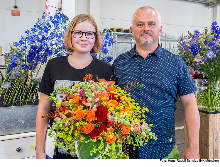 Angehende Floristin aus Geisenfeld hat Prüfung abgelegt