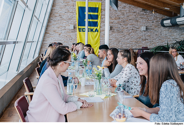 Erstes Azubi-Speed-Dating bei Edeka