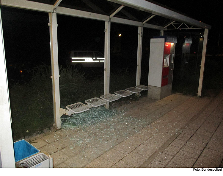 Vandalismus am Bahn-Haltepunkt Eitensheim