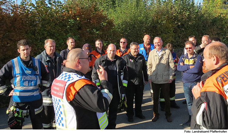 Über 100 Feuerwehrleute bei Übung