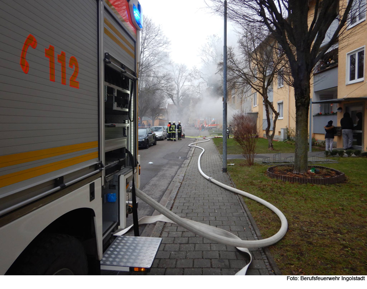 Brandstiftung in Mehrfamilienhaus