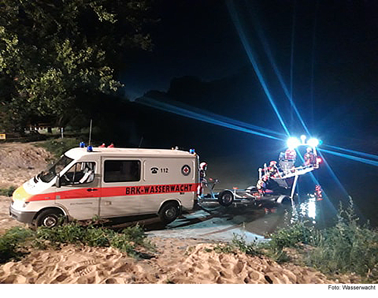 Mann springt vor Polizei in die Donau