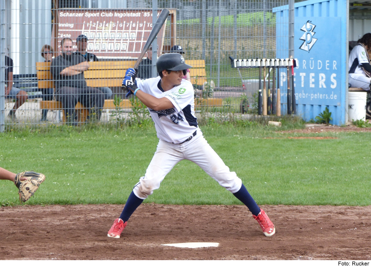 TV-Baseballer knöpfen Regensburg ein Spiel ab