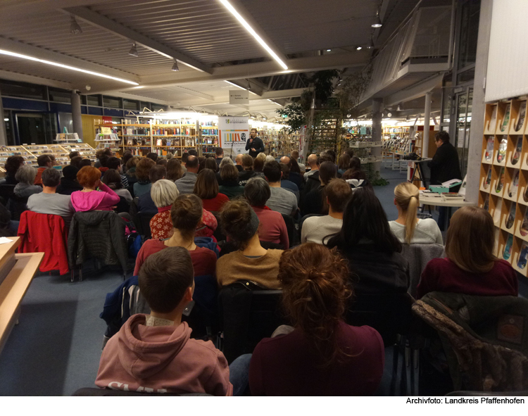 Poetry Slam in der Kreisbücherei