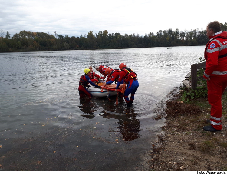 „Bootsunfall - 2 Personen in Wassernot am Weinzierlweiher“ 