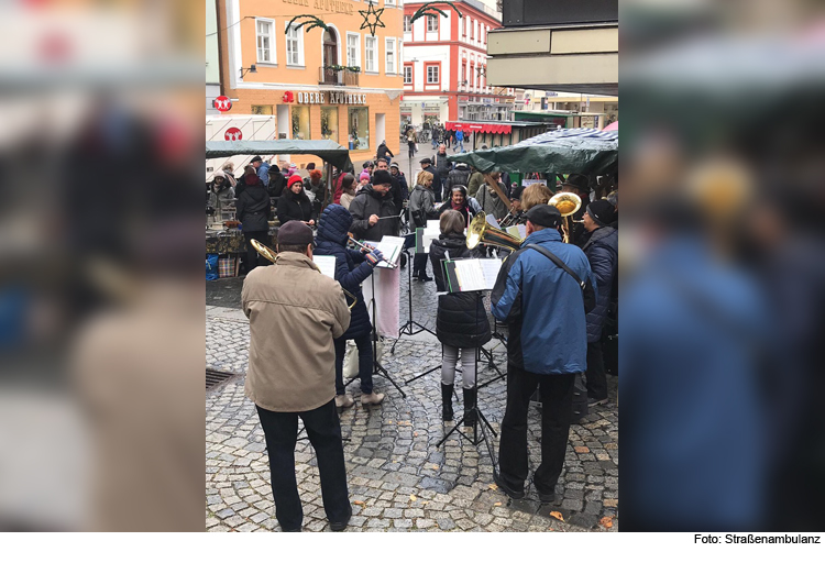 Weihnachtsmarkt der Straßenambulanz