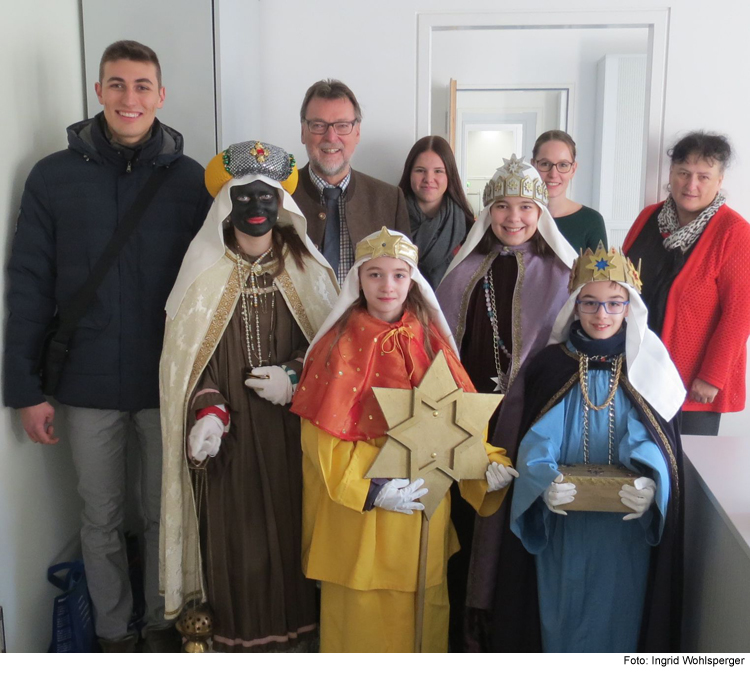 Sternsinger besuchten den Landrat