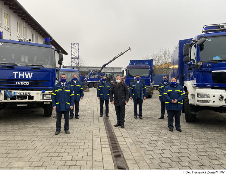 Oberbürgermeister Scharpf besucht THW