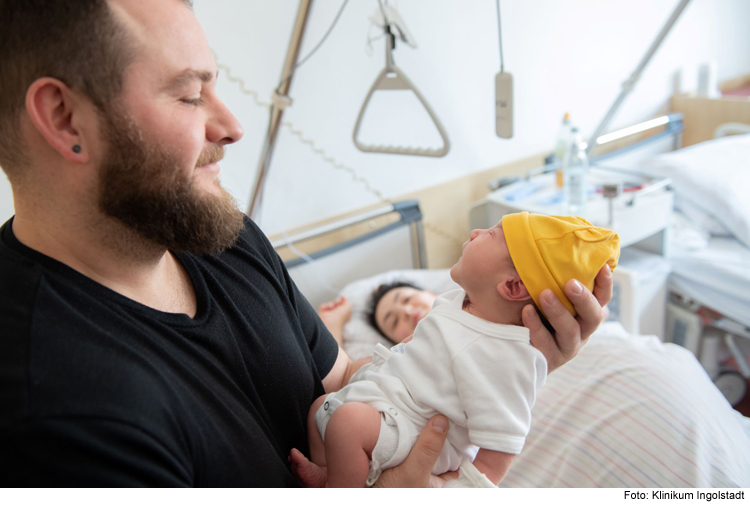 Ausnahmen für Besucher in der Geburtshilfe