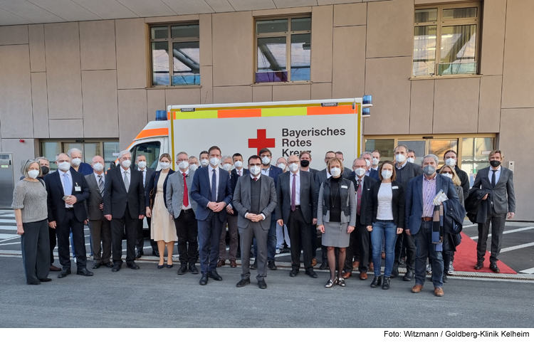 Gesundheitsminister eröffnet Klinik-Neubau