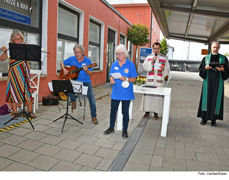 Ehrenamtliche „Tragpfeiler der Arbeit“ der Bahnhofsmission 