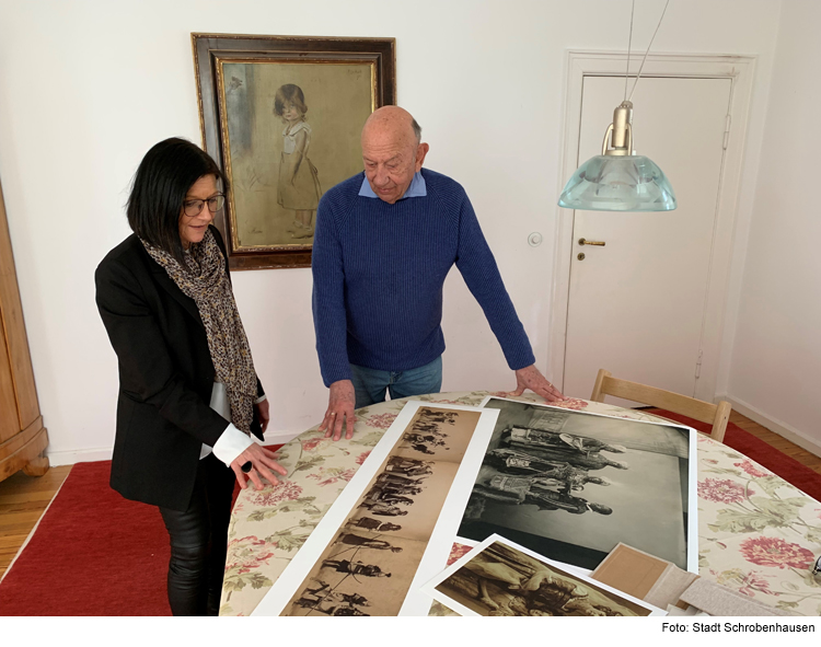 „Münchner Künstlerfeste in historischen Fotografien“