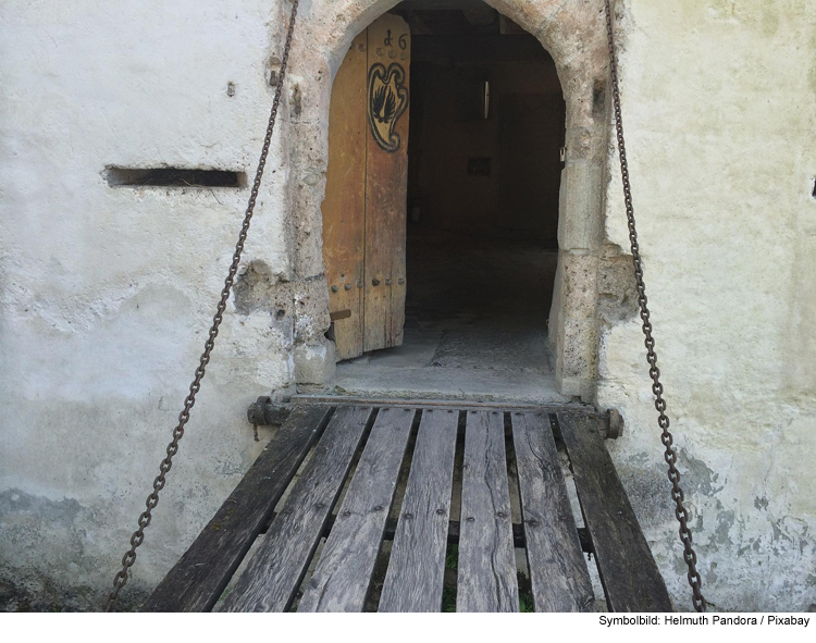 Kinder im Museum: Alaaarm! Zugbrücke hoch!