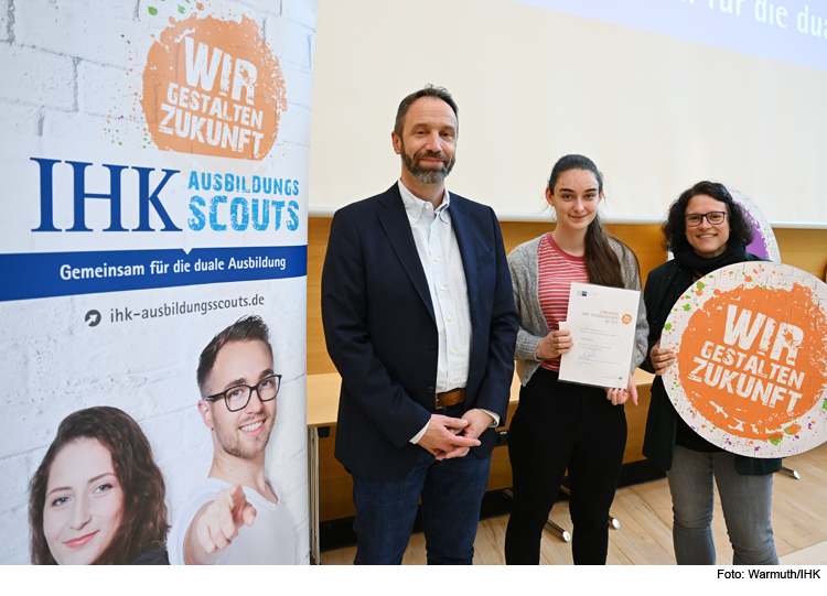 Als Botschafterin für die Berufsausbildung an Ingolstädter Schulen unterwegs