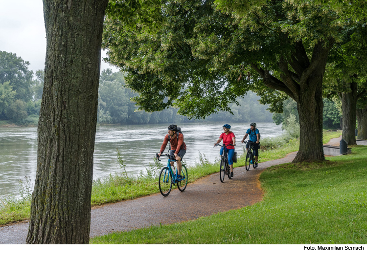 Natur und Sehenswürdigkeiten per Fahrrad erkunden