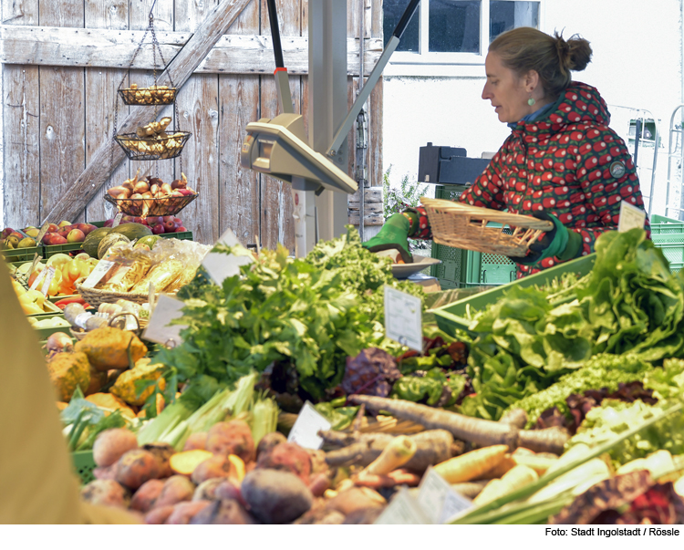 Öko-Bauernmarkt mit den „Streichhölzern“