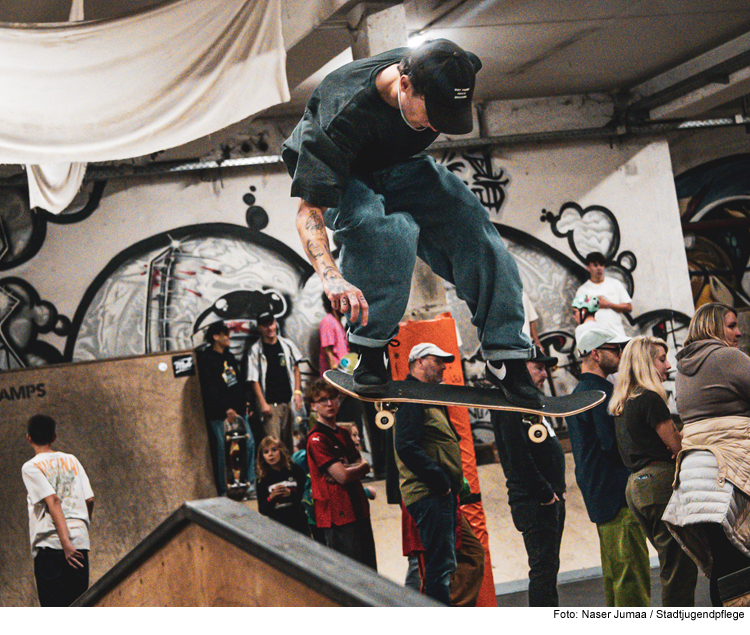 32 Teilnehmer beim Beatboard Skatewettbewerb