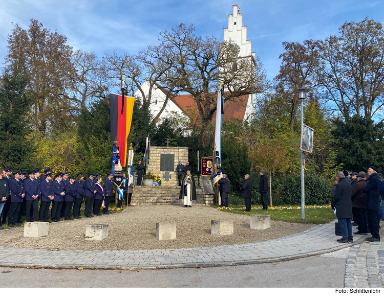 Vorgezogenen Volkstrauertag