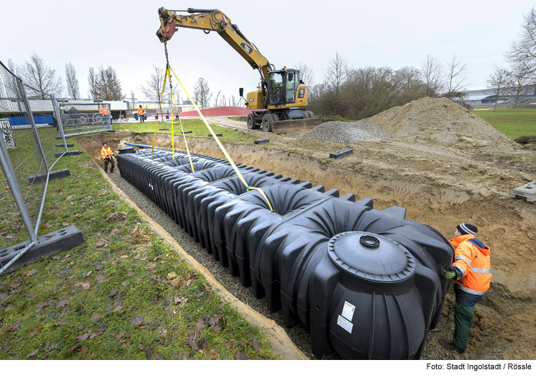 Gartenamt legt Zisterne im Piuspark an