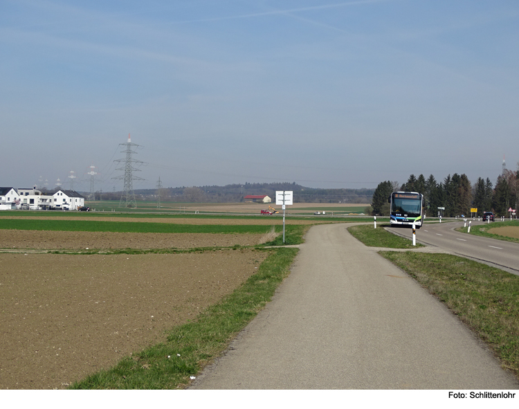 Wird auf dem Fußweg eine Beleuchtung installiert?