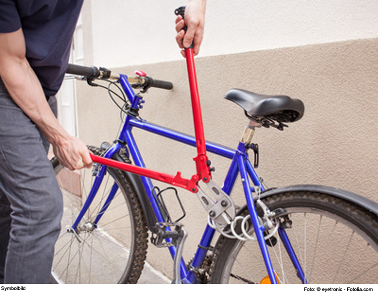 Abgesperrtes Fahrrad gestohlen