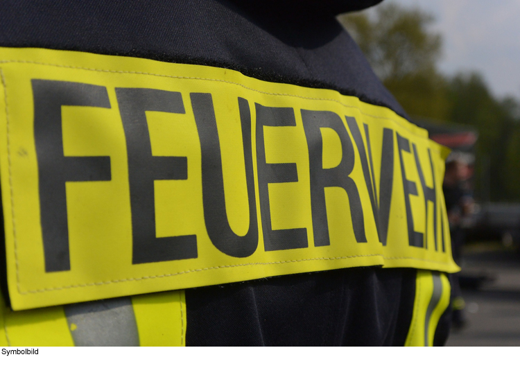 Feuerwehrmann über Fuß gefahren