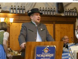 Starkbieranstich 2023 bei Nordbräu