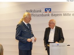 Volksbank Raiffeisenbank Bayern Mitte eG unterstützt Organisationen und Vereine