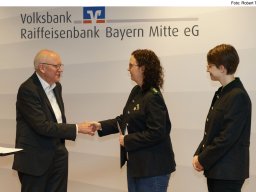 Volksbank Raiffeisenbank Bayern Mitte eG unterstützt Organisationen und Vereine