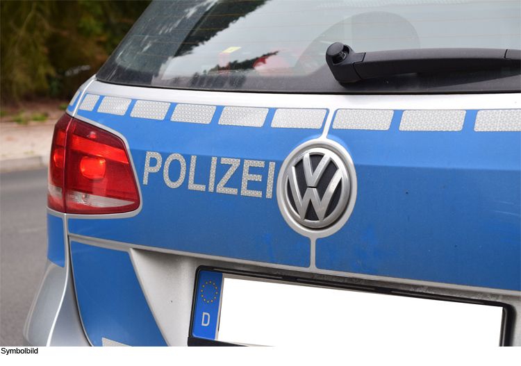 Polizei sucht unfallbeteiligte Frau