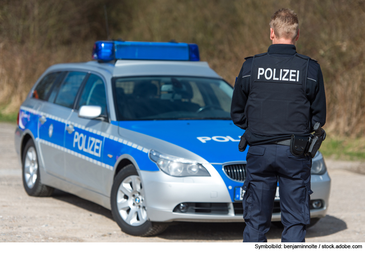 Polizist versetzt sich in seiner Freizeit schnell in den Dienst