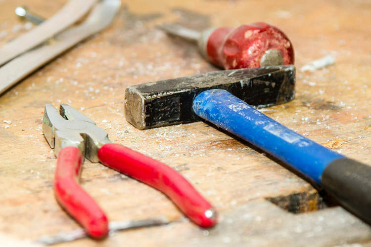 Reparieren statt Wegwerfen - Reparatur Café im Bürgerhaus